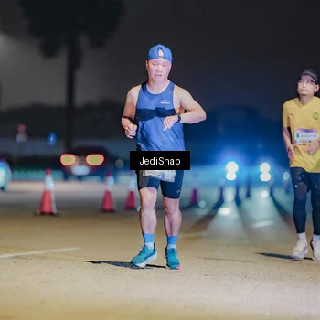 Runner Photo 7508473