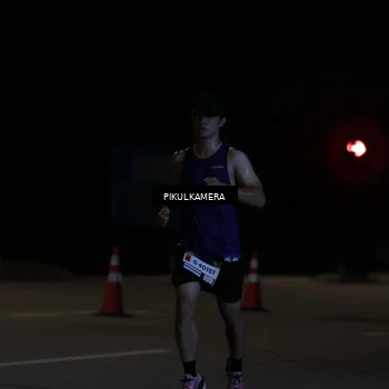 Runner Photo 7508481