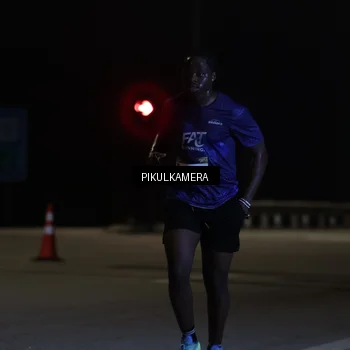 Runner Photo 7508509