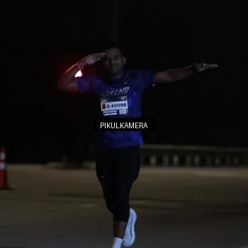 Runner Photo 7508514