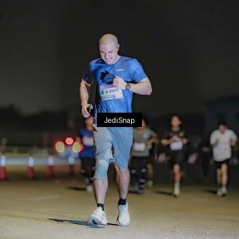 Runner Photo 7508523