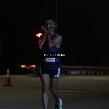 Runner Photo 7508528