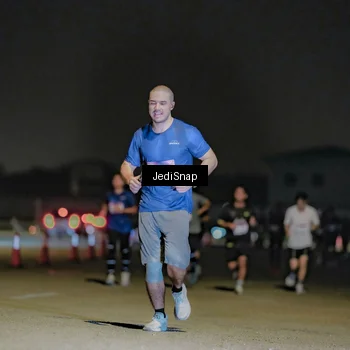 Runner Photo 7508530
