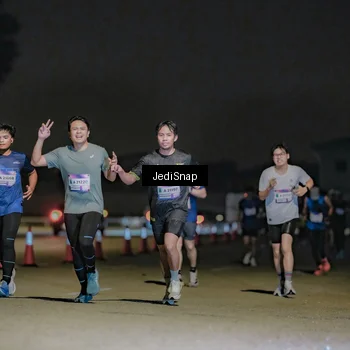 Runner Photo 7508531
