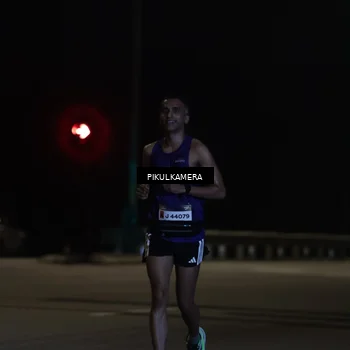 Runner Photo 7508532