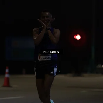 Runner Photo 7508534