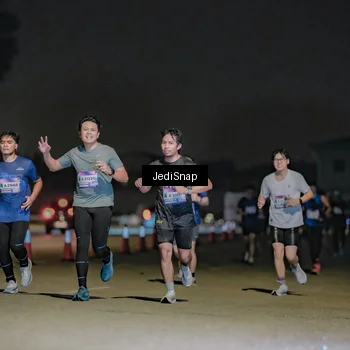 Runner Photo 7508535