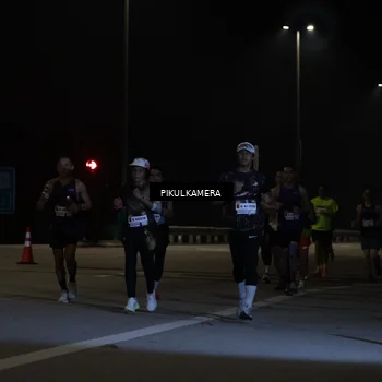 Runner Photo 7508538