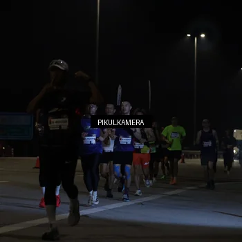 Runner Photo 7508547