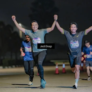 Runner Photo 7508550