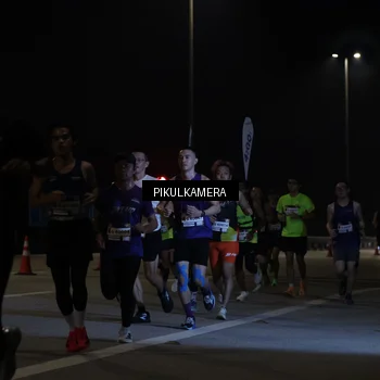 Runner Photo 7508551