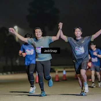 Runner Photo 7508552