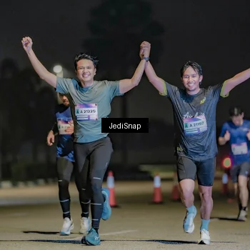 Runner Photo 7508556