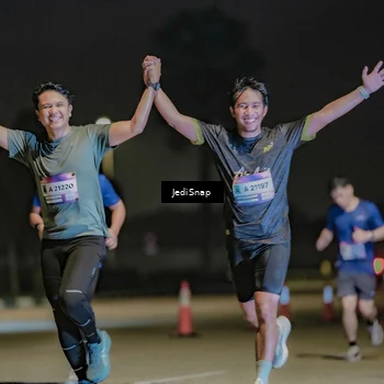Runner Photo 7508568