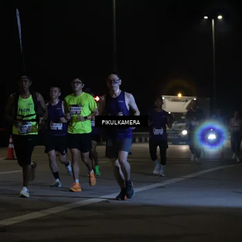 Runner Photo 7508569