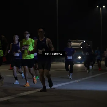 Runner Photo 7508575