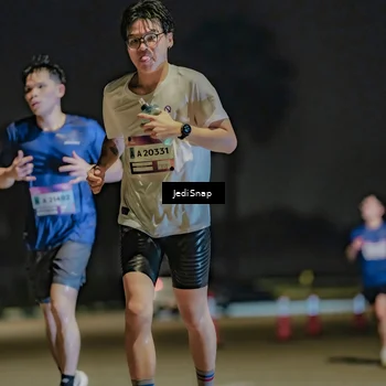 Runner Photo 7508576