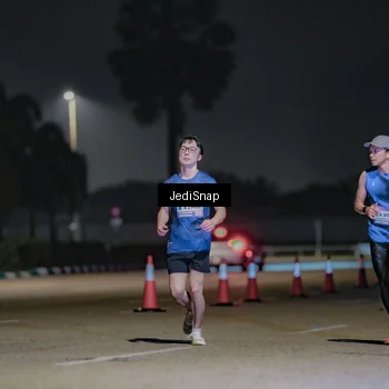 Runner Photo 7508581