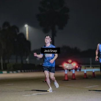 Runner Photo 7508587