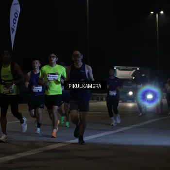 Runner Photo 7508588