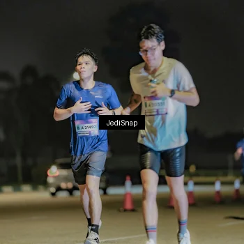 Runner Photo 7508591