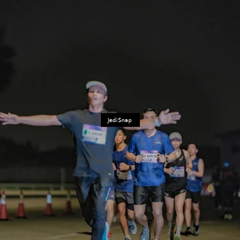Runner Photo 7508614