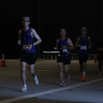 Runner Photo 7508625
