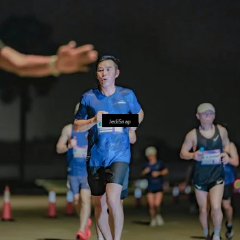 Runner Photo 7508626