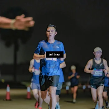 Runner Photo 7508628