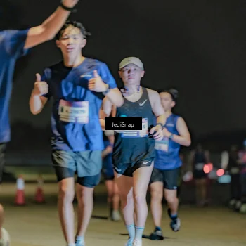 Runner Photo 7508634