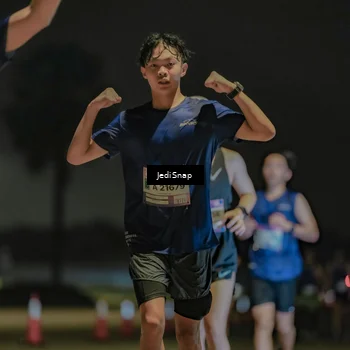 Runner Photo 7508636