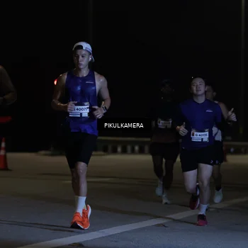 Runner Photo 7508641