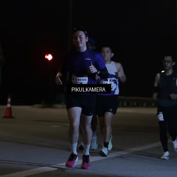 Runner Photo 7508650