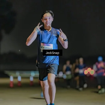 Runner Photo 7508656
