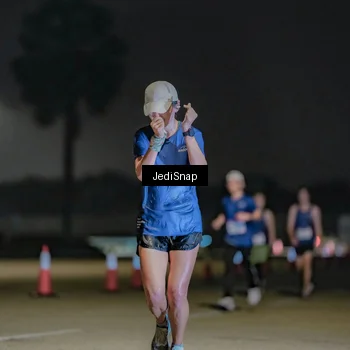 Runner Photo 7508665