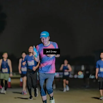 Runner Photo 7508672