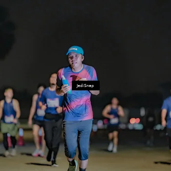 Runner Photo 7508680