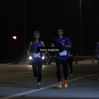 Runner Photo 7508694