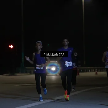 Runner Photo 7508695