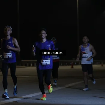Runner Photo 7508701