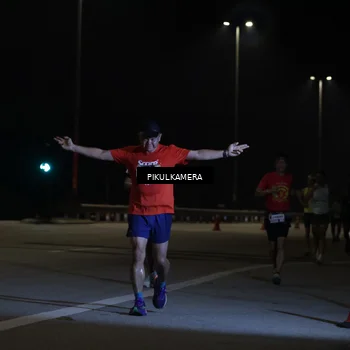 Runner Photo 7508741