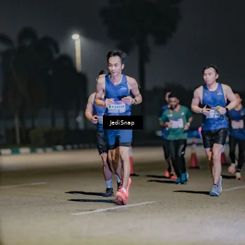 Runner Photo 7508751