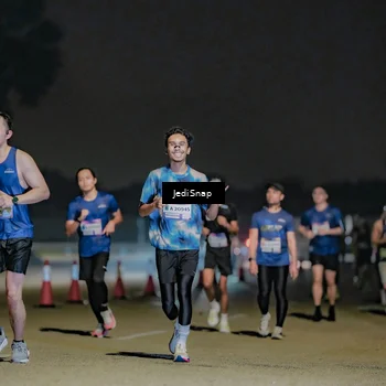 Runner Photo 7508754