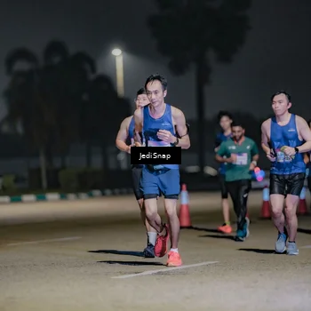 Runner Photo 7508758