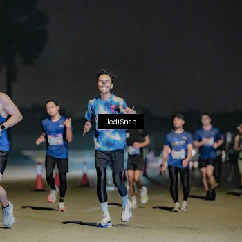 Runner Photo 7508760