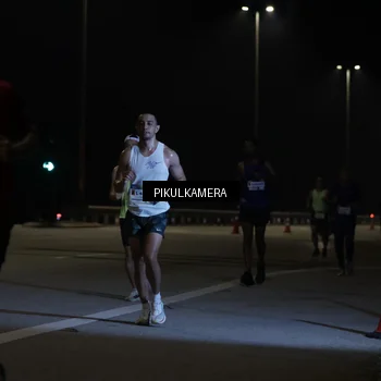 Runner Photo 7508769