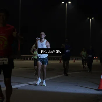 Runner Photo 7508772