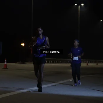 Runner Photo 7508788
