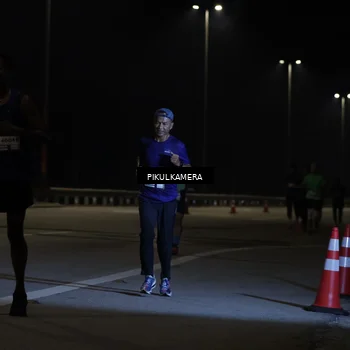 Runner Photo 7508790
