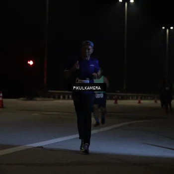 Runner Photo 7508792